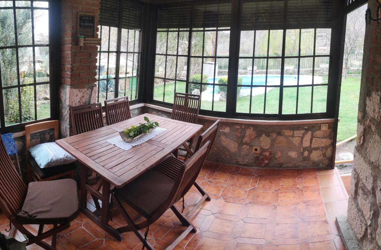 Casa Rural El Eden Del Ungria Caspueñas Kültér fotó