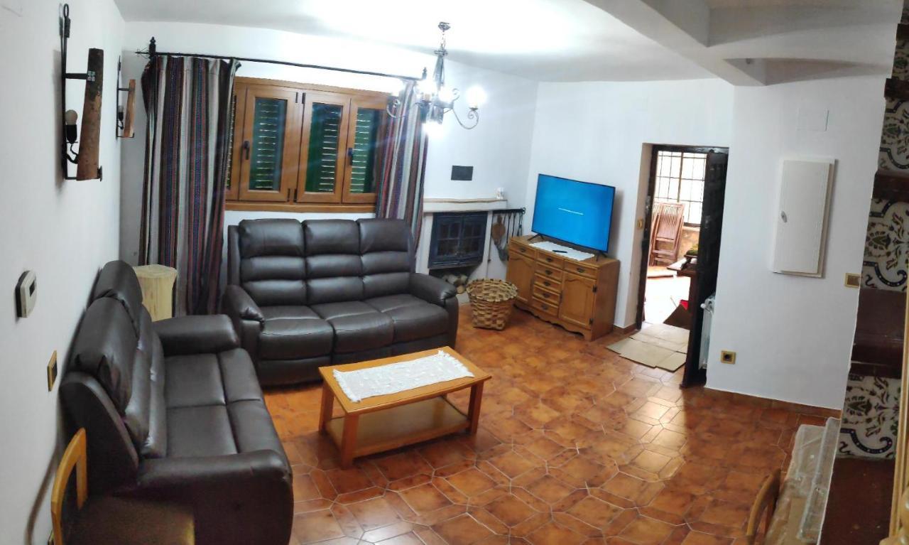 Casa Rural El Eden Del Ungria Caspueñas Kültér fotó