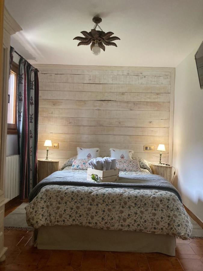 Casa Rural El Eden Del Ungria Caspueñas Kültér fotó